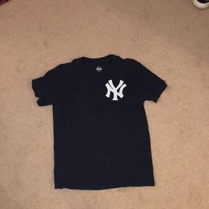 yankees shirt sleeve t-shirt